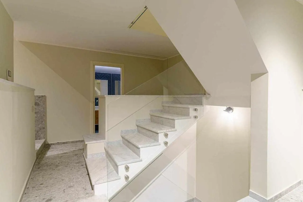 Crociferi Luxury Apartment Катания