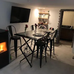 Superbe De 50 M2 Avec Jacuzzi , Fontaine (Rhone-Alps) France